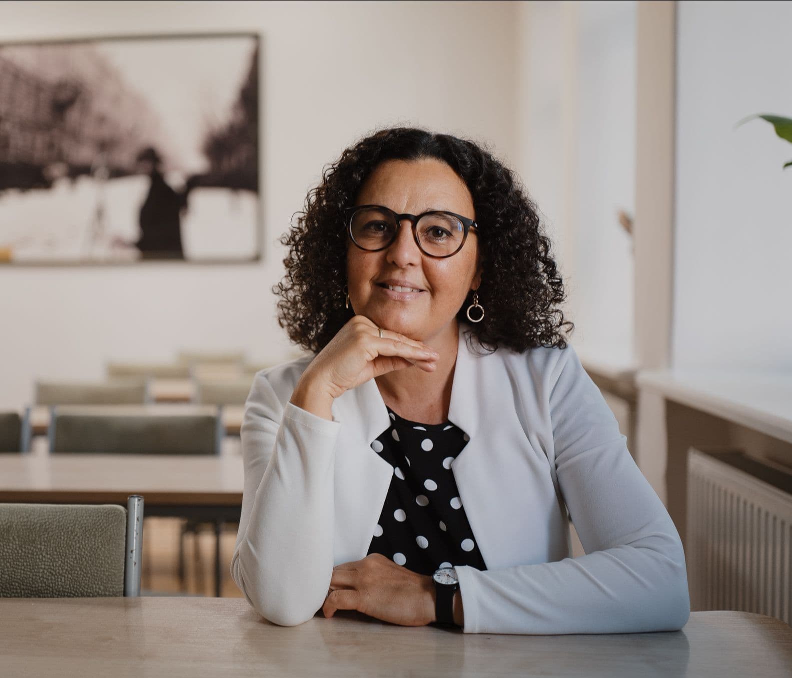 Assoc. Prof. Dr Mariana Sueldo Department of Organisational Information and Communication Research, Faculty of Communication